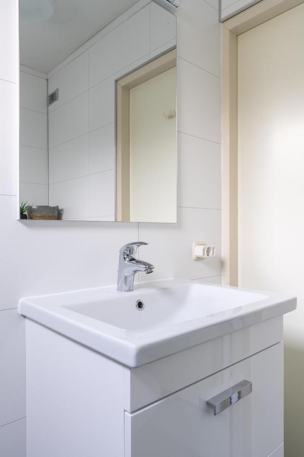 Appartement Senang, Resort Amelander Kaap Hollum  Buitenkant foto