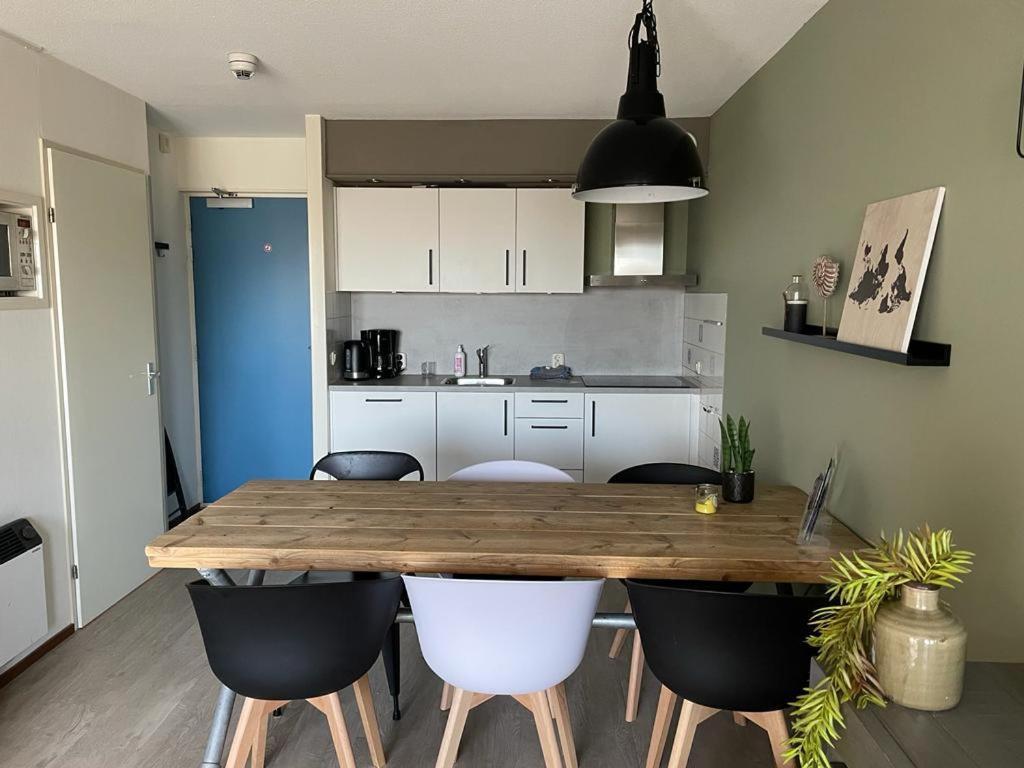 Appartement Senang, Resort Amelander Kaap Hollum  Buitenkant foto