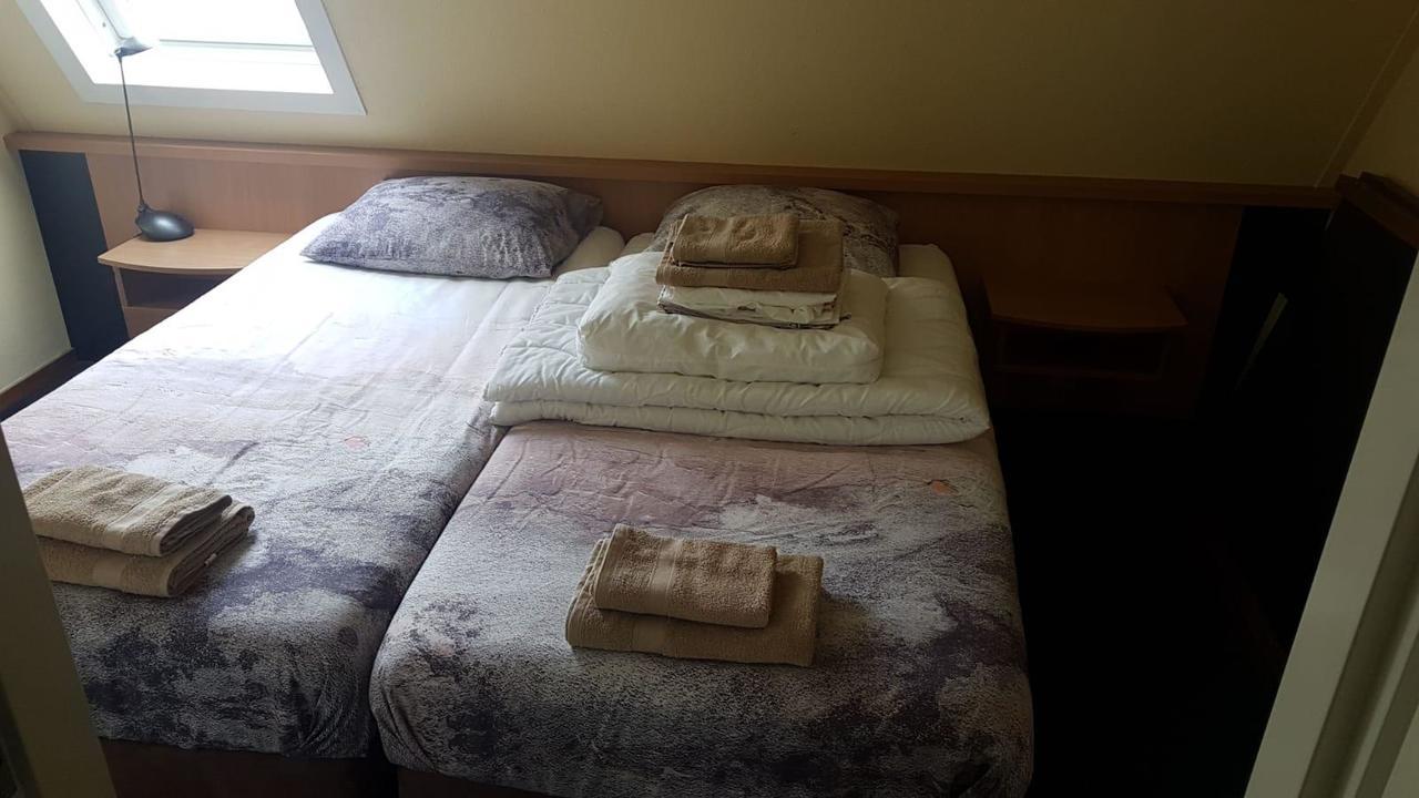 Appartement Senang, Resort Amelander Kaap Hollum  Buitenkant foto